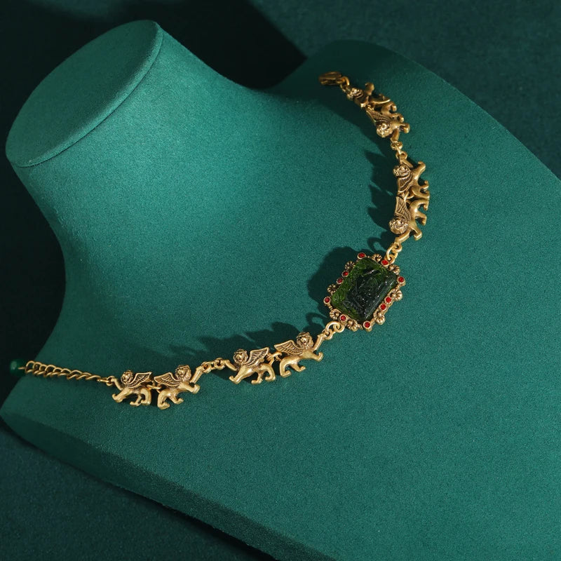 Vintage Green Glass Bracelet Lion Woman Gold Luxury