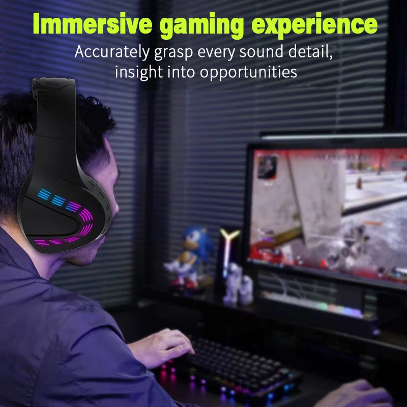 Wired gaming headset with clear sound and mic