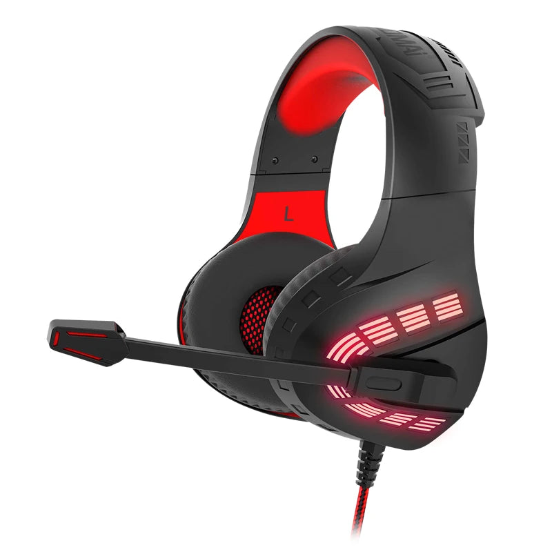 Wired gaming headset with clear sound and mic